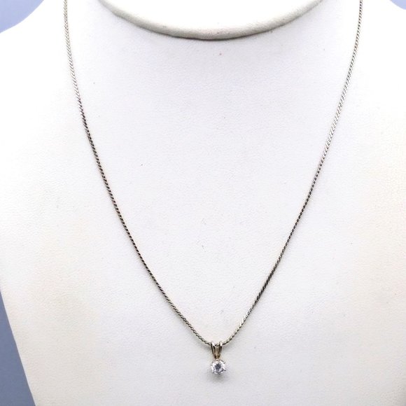 Vintage CZ Solitaire Classic Pendant Necklace on Delicate Silver Tone Chain - Picture 3 of 4